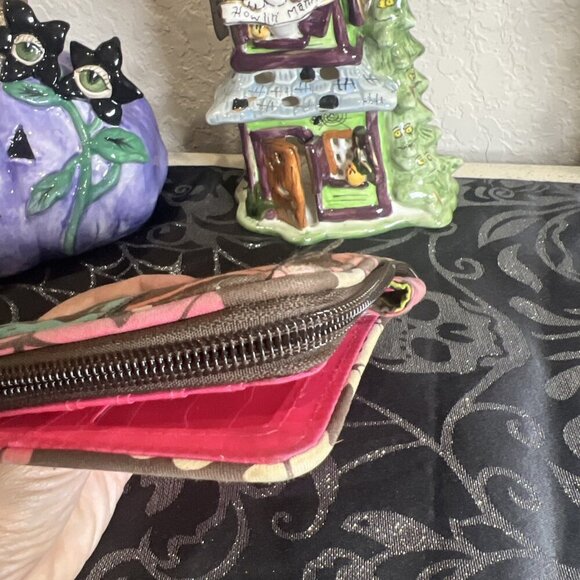 Vera Bradley Turnlock Floral Wallet Retired Pattern - Picture 6 of 8